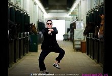 练“骑马舞”磨坏膝盖,武汉两“鸟婶”腿很痛