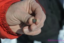 高清:俄罗斯觅得53块陨石碎片 价超黄金